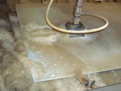 /trabajos/1-waterjet-hierros/0420-austral-i/02.jpg