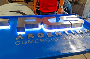 /trabajos/2024/06/18/letrero-luminoso-de-acero-pcs-20.jpg