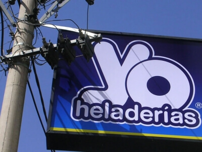 /trabajos/4-carteles-frontales/0400-yo-helados/04-yo-helado.jpg