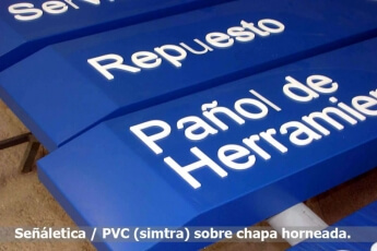 Señaletica, acrilicos + chapa hornaeada.