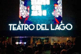 /trabajos/2017/11/27/letras-corporeas-teatro-01.jpg
