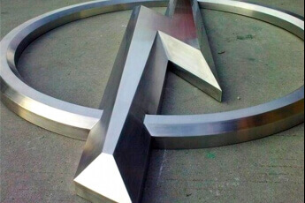 /trabajos/2019/01/18/letras-corporeas-metal-3d-01.jpg