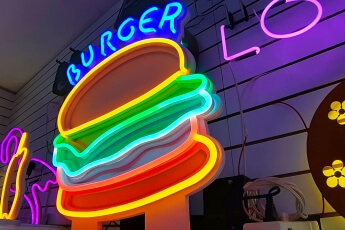 /trabajos/2019/07/30/letreros-de-neon-hamburguesa-04.jpg