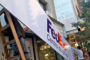 /trabajos/2019/08/29/cartel-frontal-luminosos-fedex-04.jpg