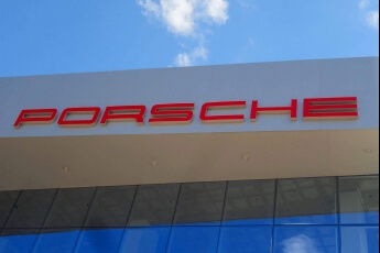 /trabajos/2019/10/31/letras-acero-porsche-09.jpg