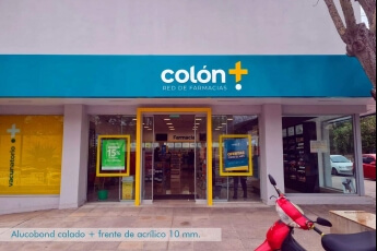 /trabajos/2021/10/04/carteles-luminosos-alucobond-farmacias-colon-05.jpg