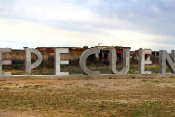 /trabajos/2022/08/29/letras-de-cemento-epecuen-011.jpg