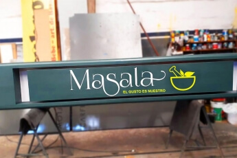 /trabajos/2023/05/16/letrero-luminoso-metal-masala-04.jpg
