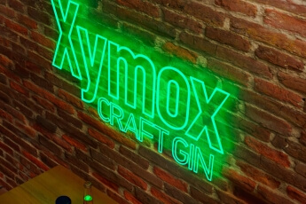 /trabajos/2024/03/18/letreros-de-neon-ximox-gin-10.jpg