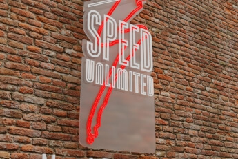 /trabajos/2025/01/19/letrero-luminosos-speed-neon-07.jpg