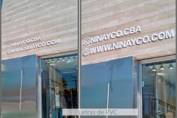 /trabajos/2025/04/11/letras-de-acero-luminosas-nina-02.jpg