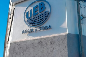 /trabajos/2025/07/27/letras-de-acero-luminosas-soda-ueb-02.jpg