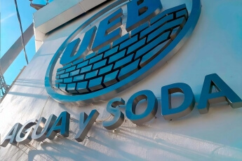/trabajos/2025/07/27/letras-de-acero-luminosas-soda-ueb-22.jpg