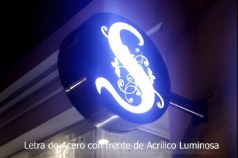 /trabajos/2025/11/16/letrro-saliente-luminoso-doble-faz-ai.jpg
