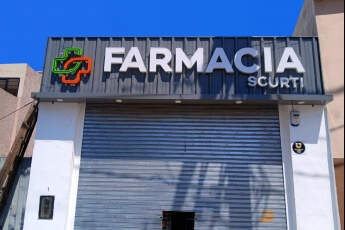 /trabajos/2026/03/22/letreros-para-farmacias-02.jpg