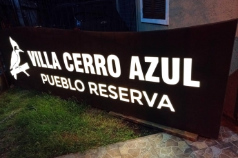 /trabajos/2026/04/02/cartel-oxidado-cerro-azul-07.jpg